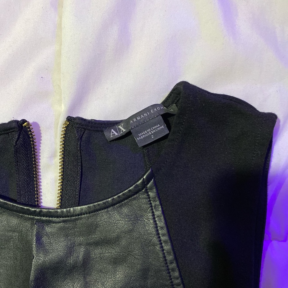 Size: 2
Brand: A|X Armani Exchange 
Price: $50